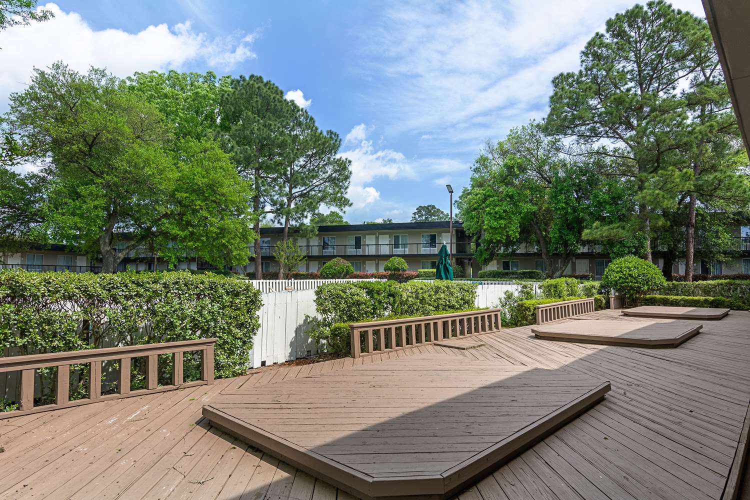 Rodeway Inn Huntsville West 28/36