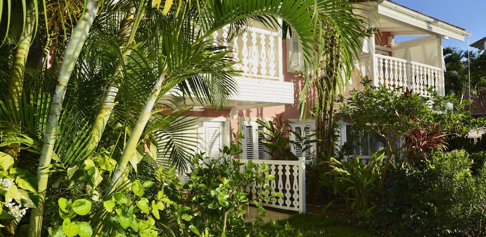 Cobblers Cove 68/73