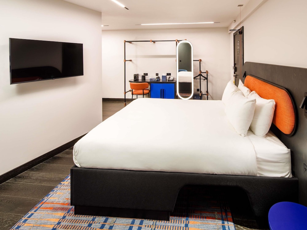 TRIBE ESSENTIAL, ATRIUM, ACCESSIBLE