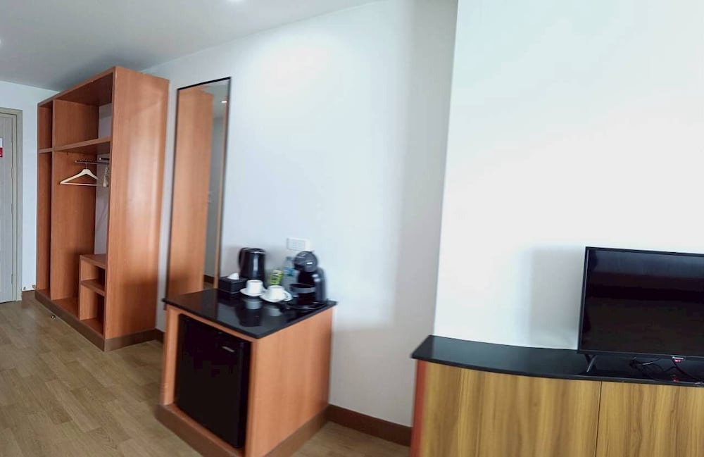 NJOY Prestige Grand Hotel Don Mueang 11/70