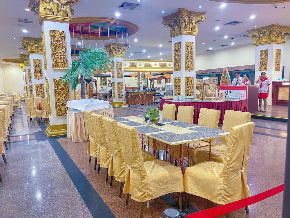 Pacific Palace Hotel 47/67