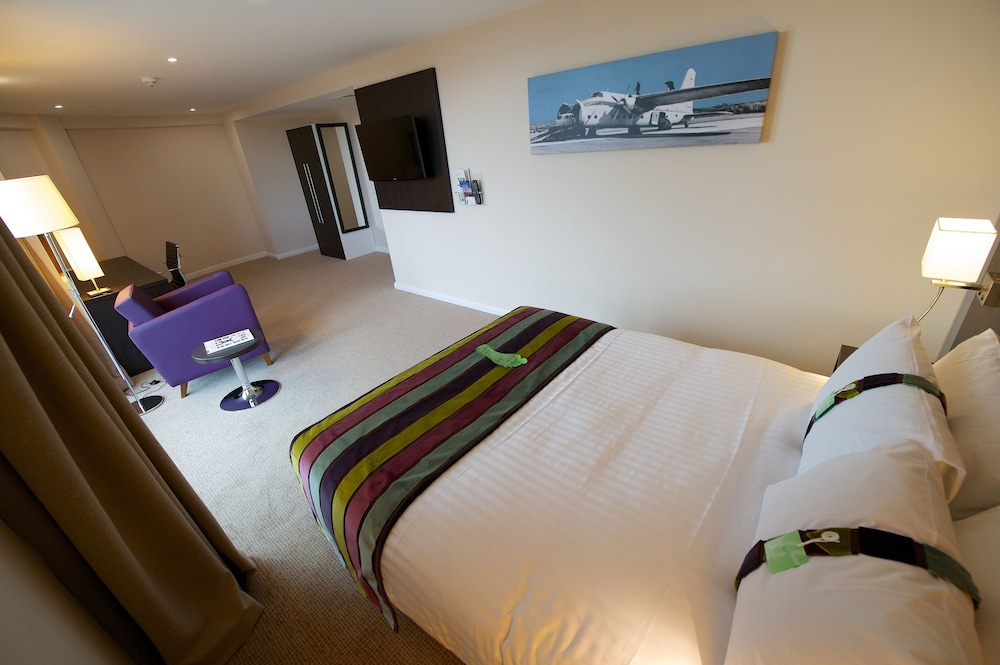 Holiday Inn Southend 25/77