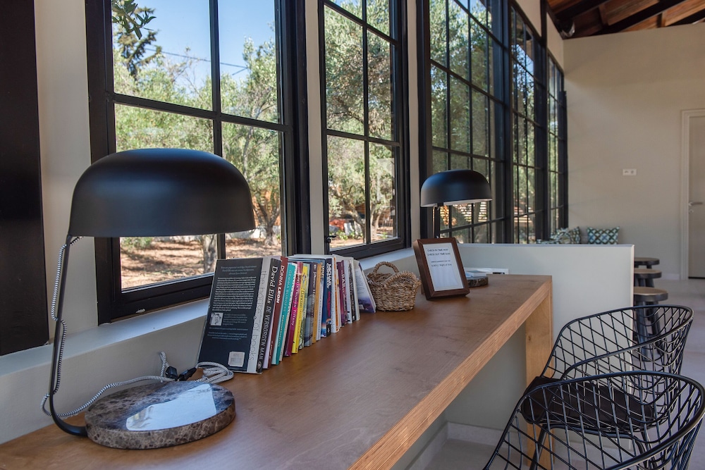 Elies 33 Bio Retreat - Adults Only 13/25