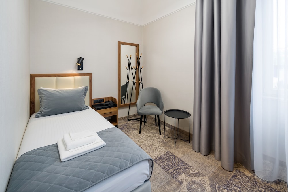 Sky Hotel Krakow 18/50