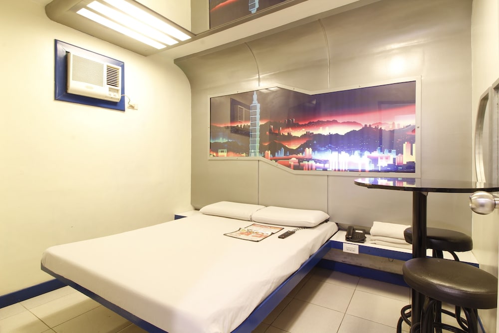 Astrotel Novaliches 17/50