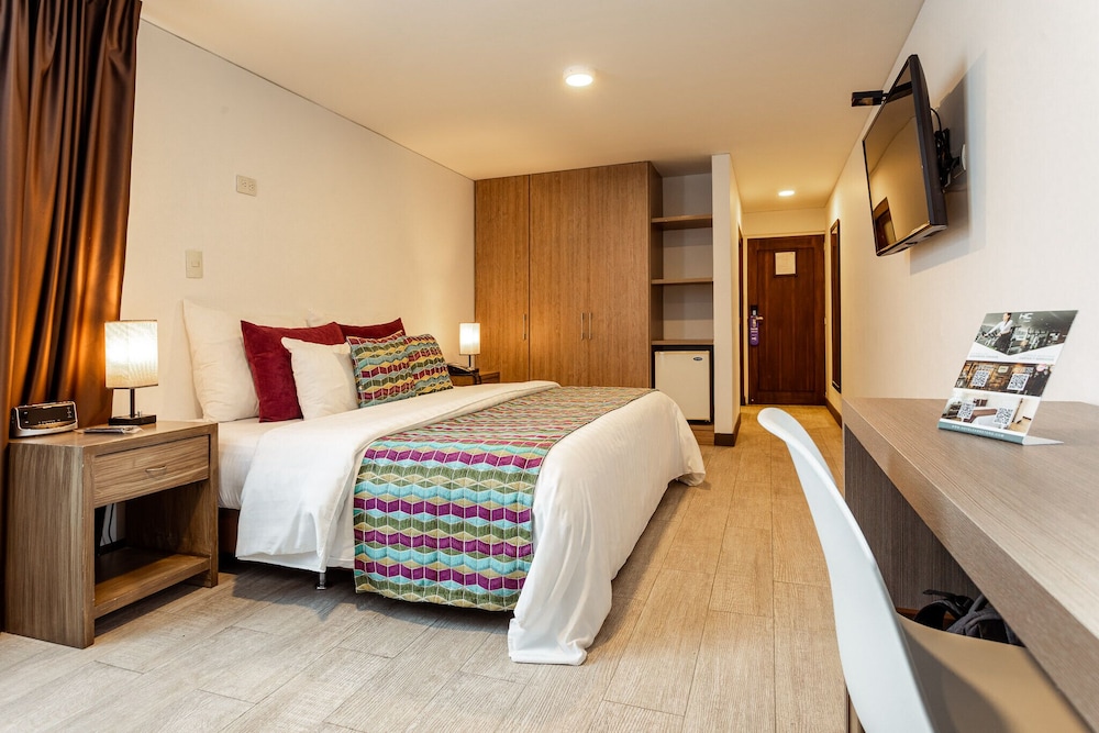 Hotel Carretero 9/66