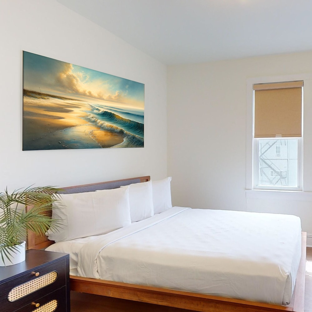 2 Bedrooms, Junior Suite, 2 Queen Beds, 2 Bathrooms