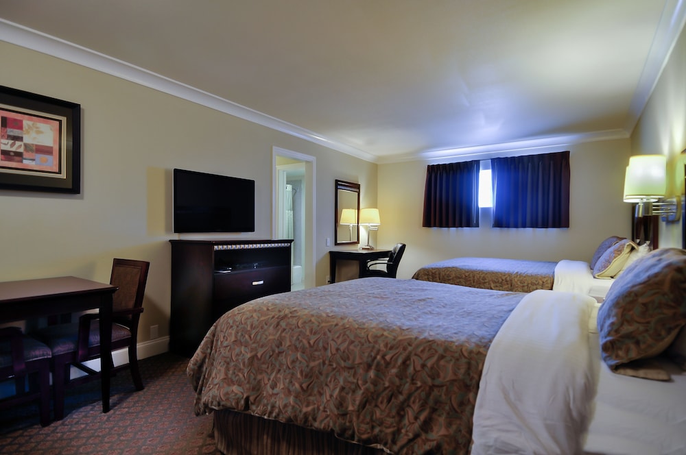 Vagabond Inn Whittier 18/53