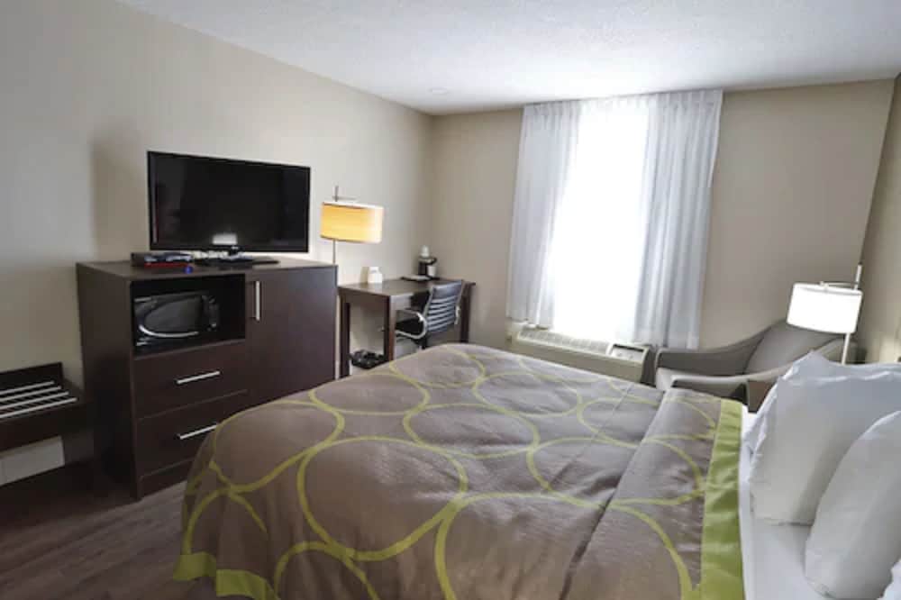 Super 8 by Wyndham Ajax/Toronto On 13/47