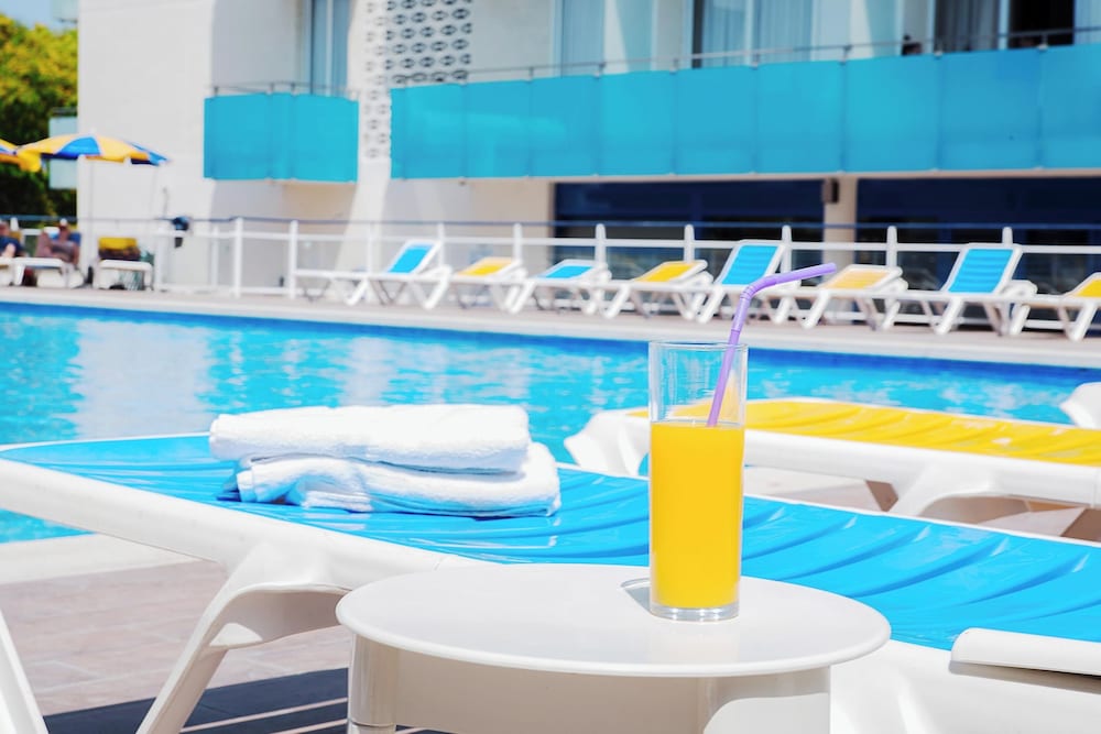 Aparthotel Palamos 55/57