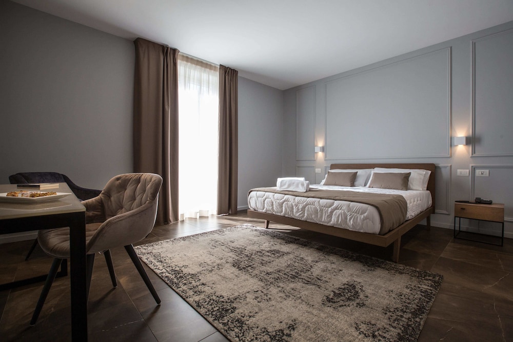 Plebis B&B 19/48