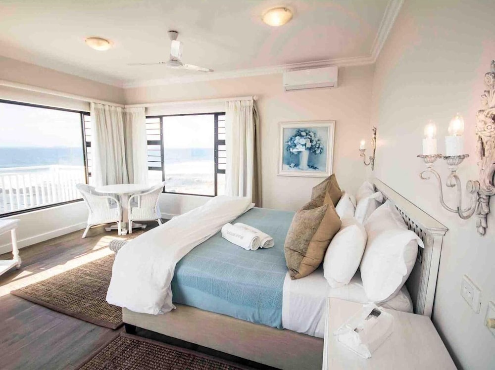 Fairlight Beach House 10/50