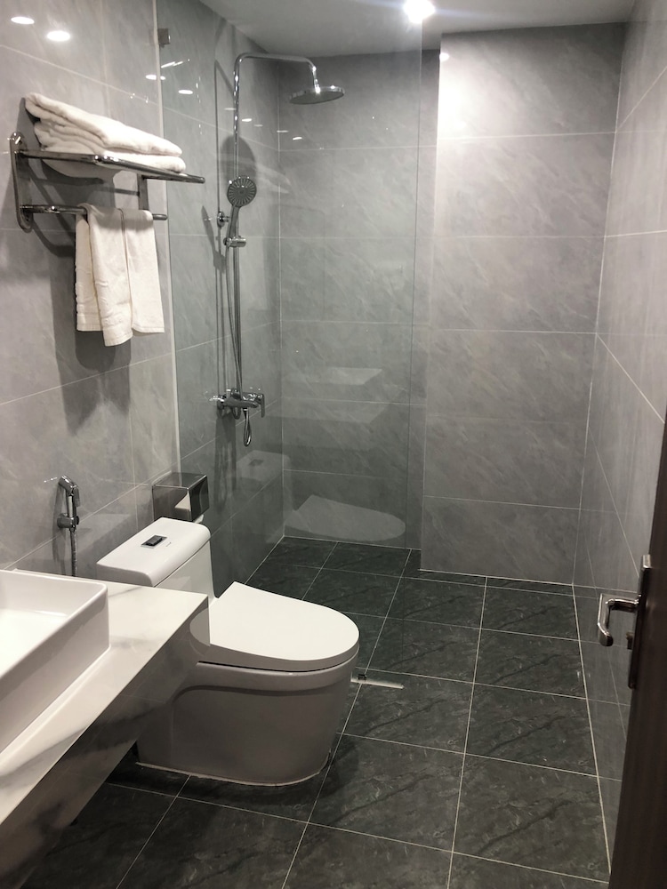 Halong Central Hotel 42/45