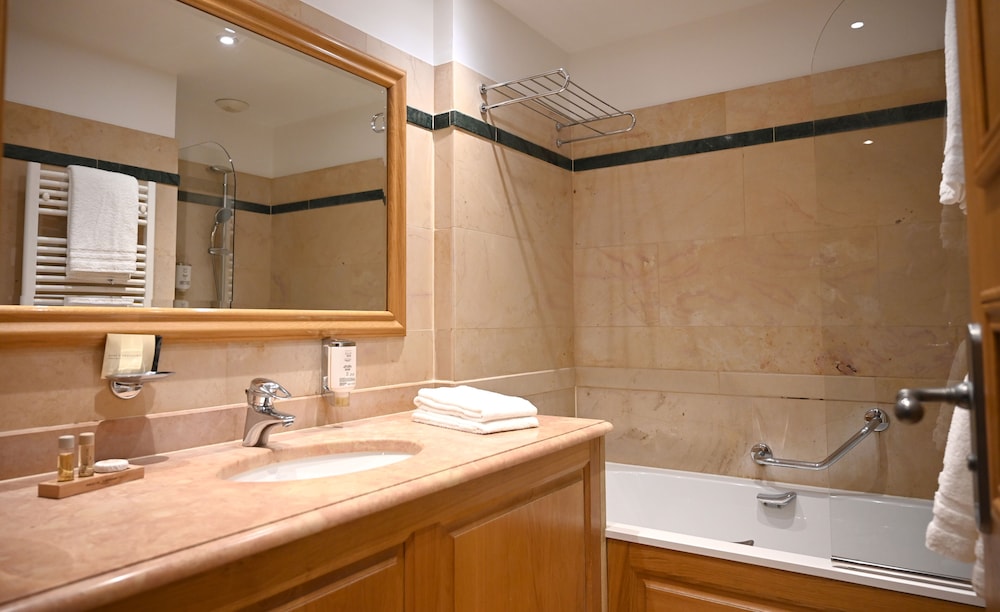 Le Rempart Hotel 27/30