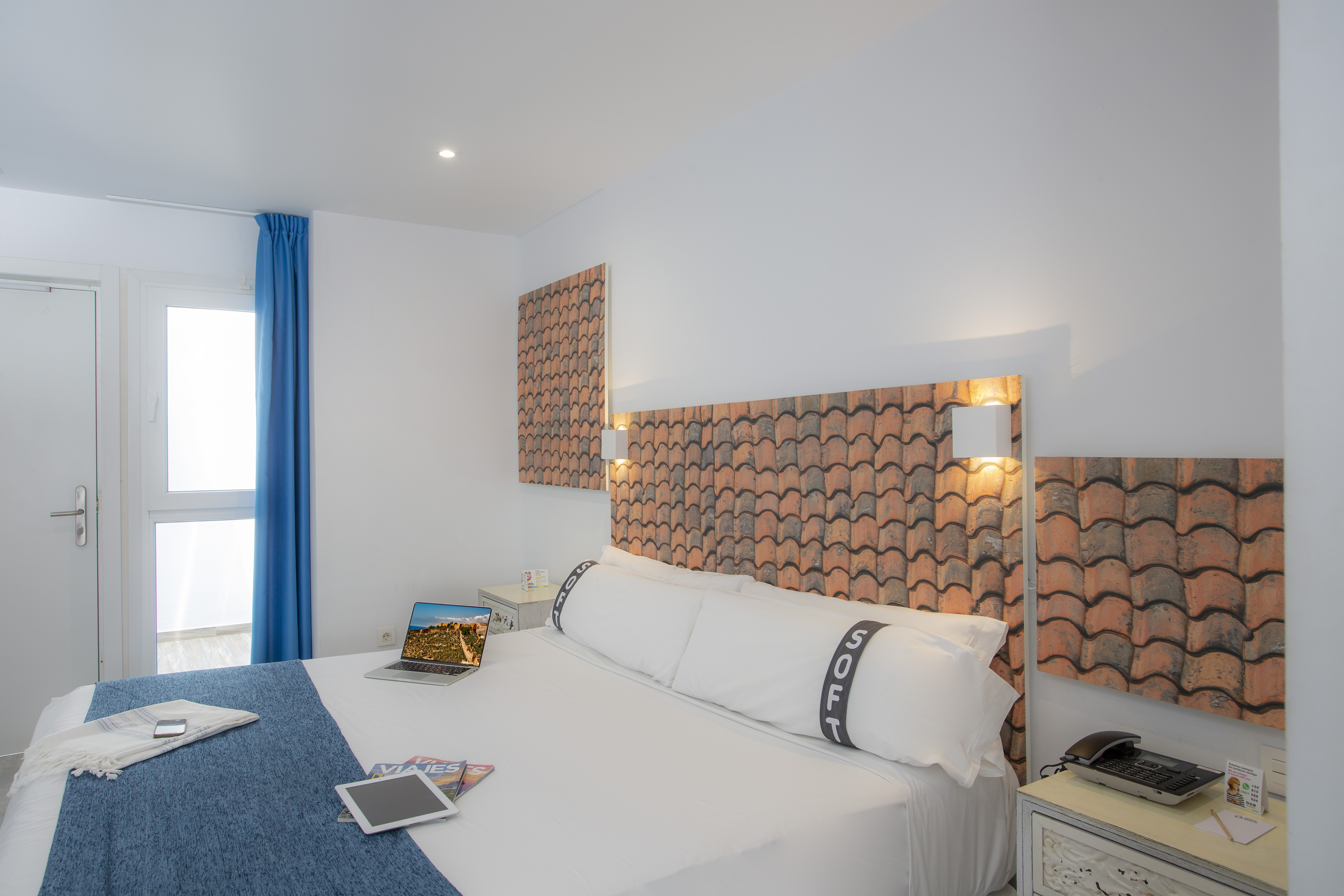 Inner, Double Bed