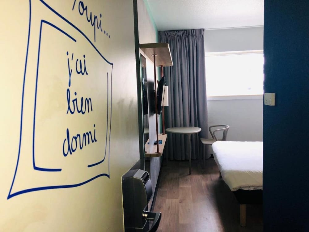 Ibis Budget Paris Porte De Montreuil 13/57