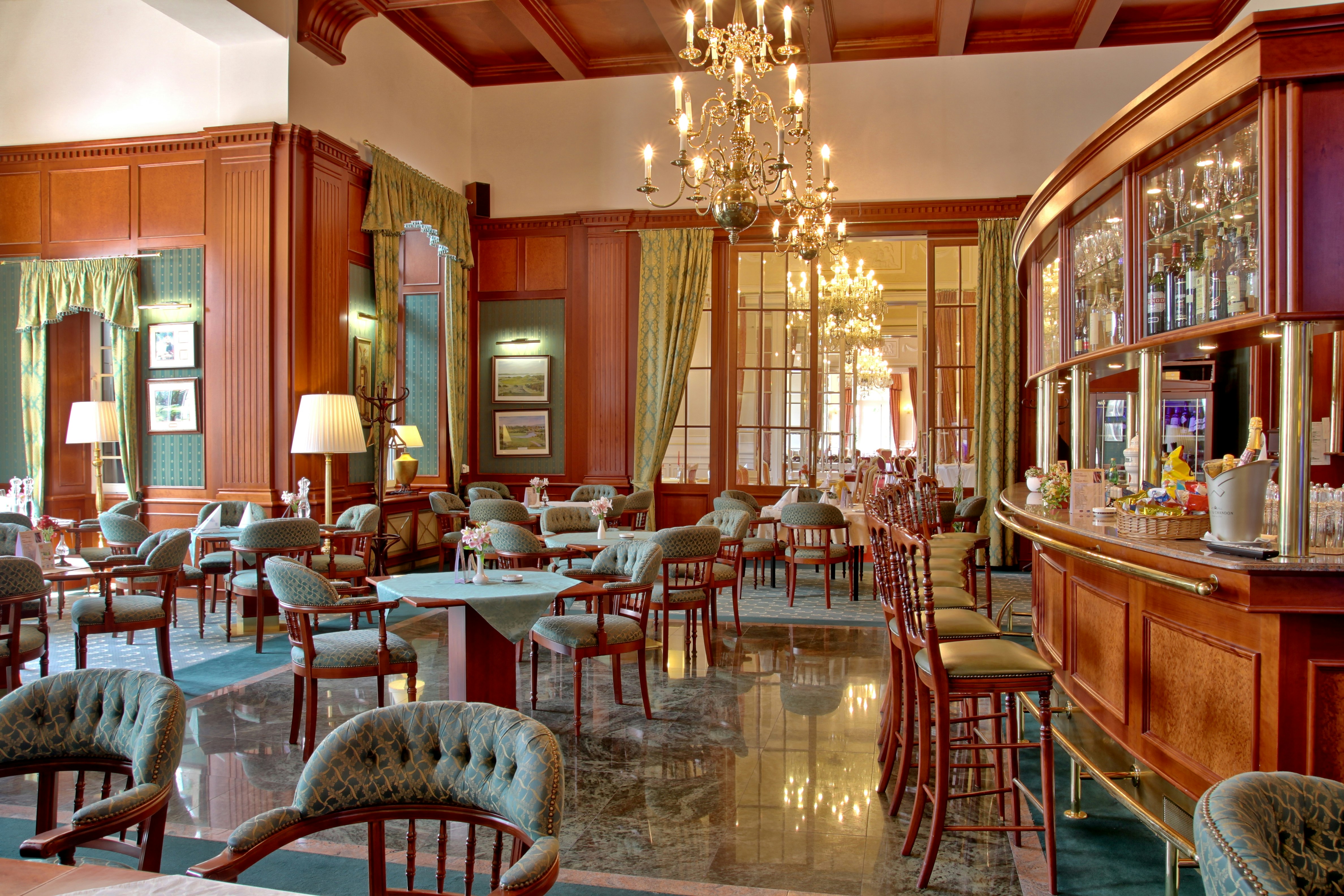 Esplanade Spa and Golf Resort 13/16