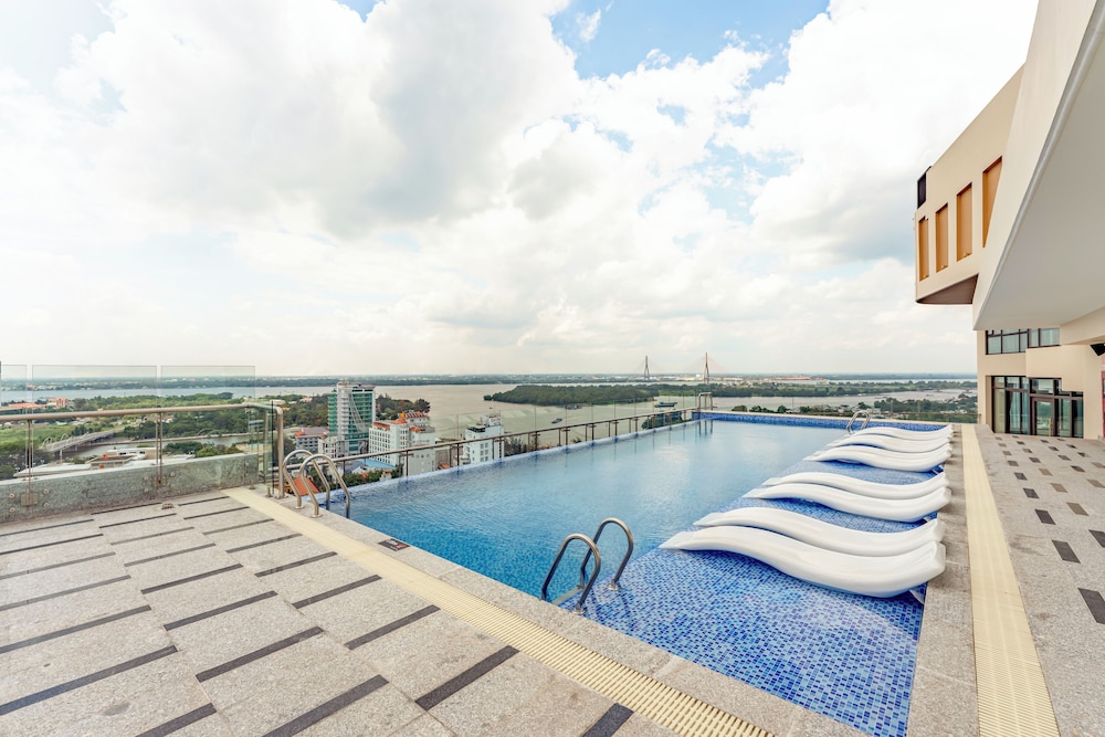 Charmant Suites a Boutique Hotel Can Tho 44/50