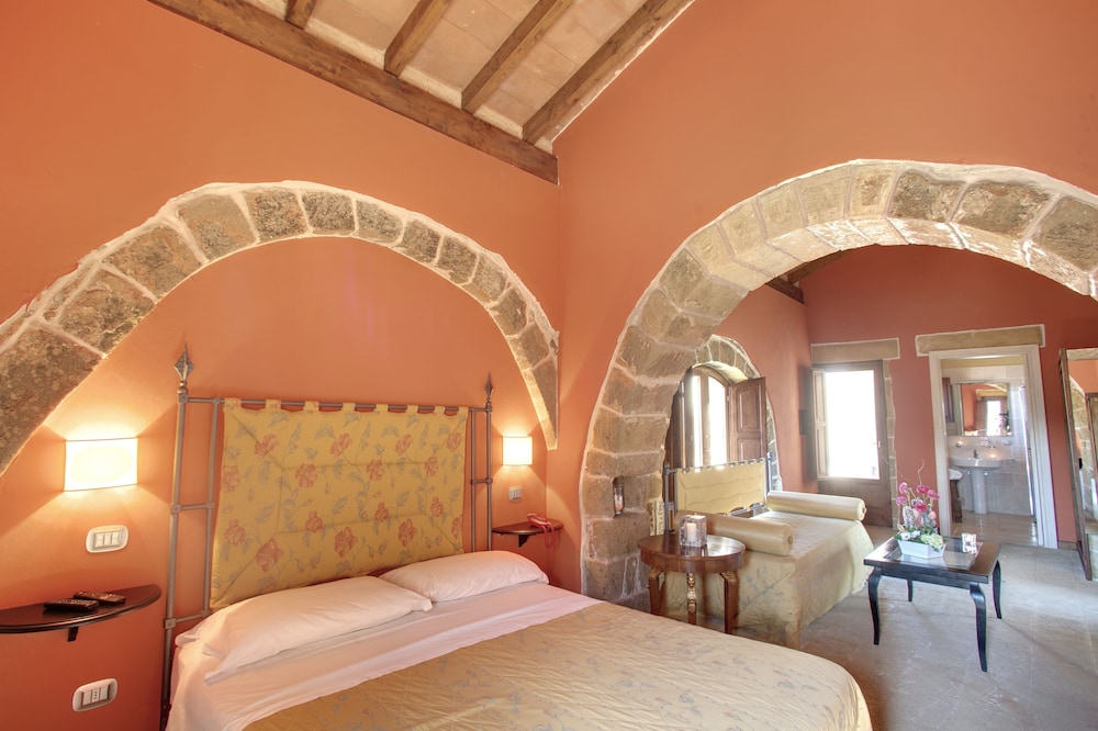 Tenuta Monacelli Masseria Giampaolo 8/80