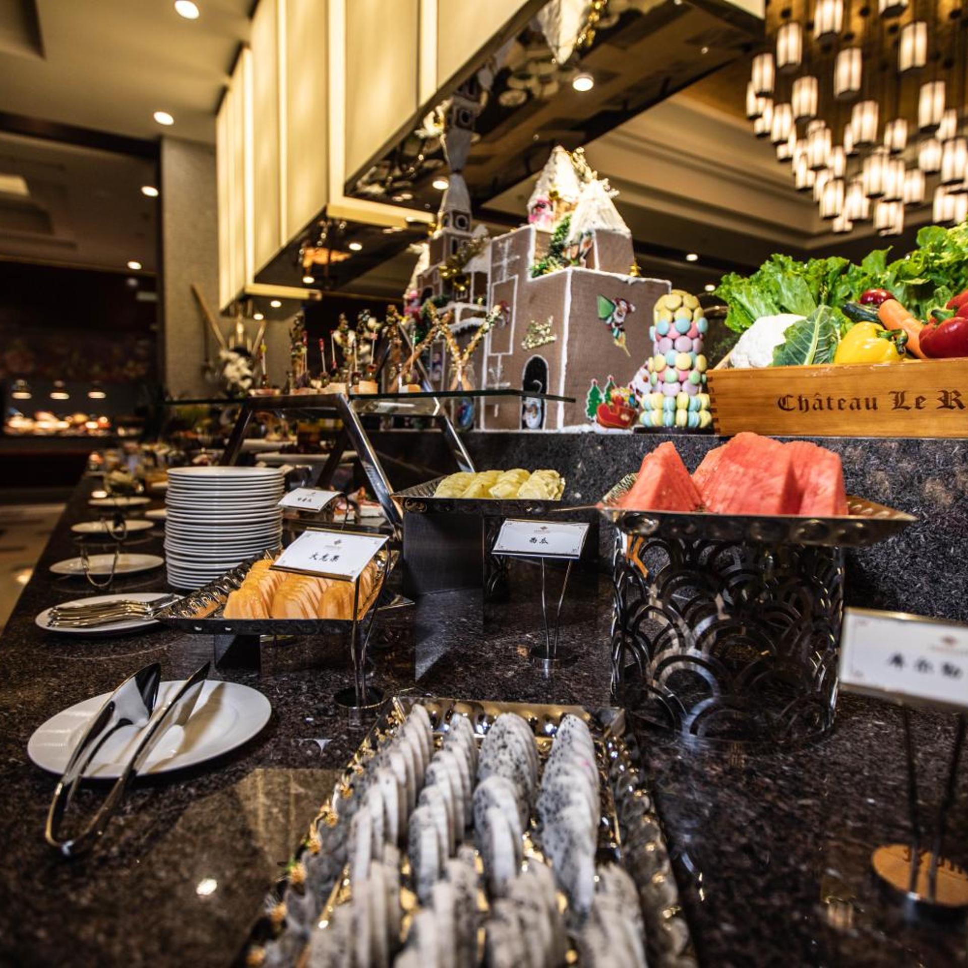 Binhai Jinling International Hotel 43/62