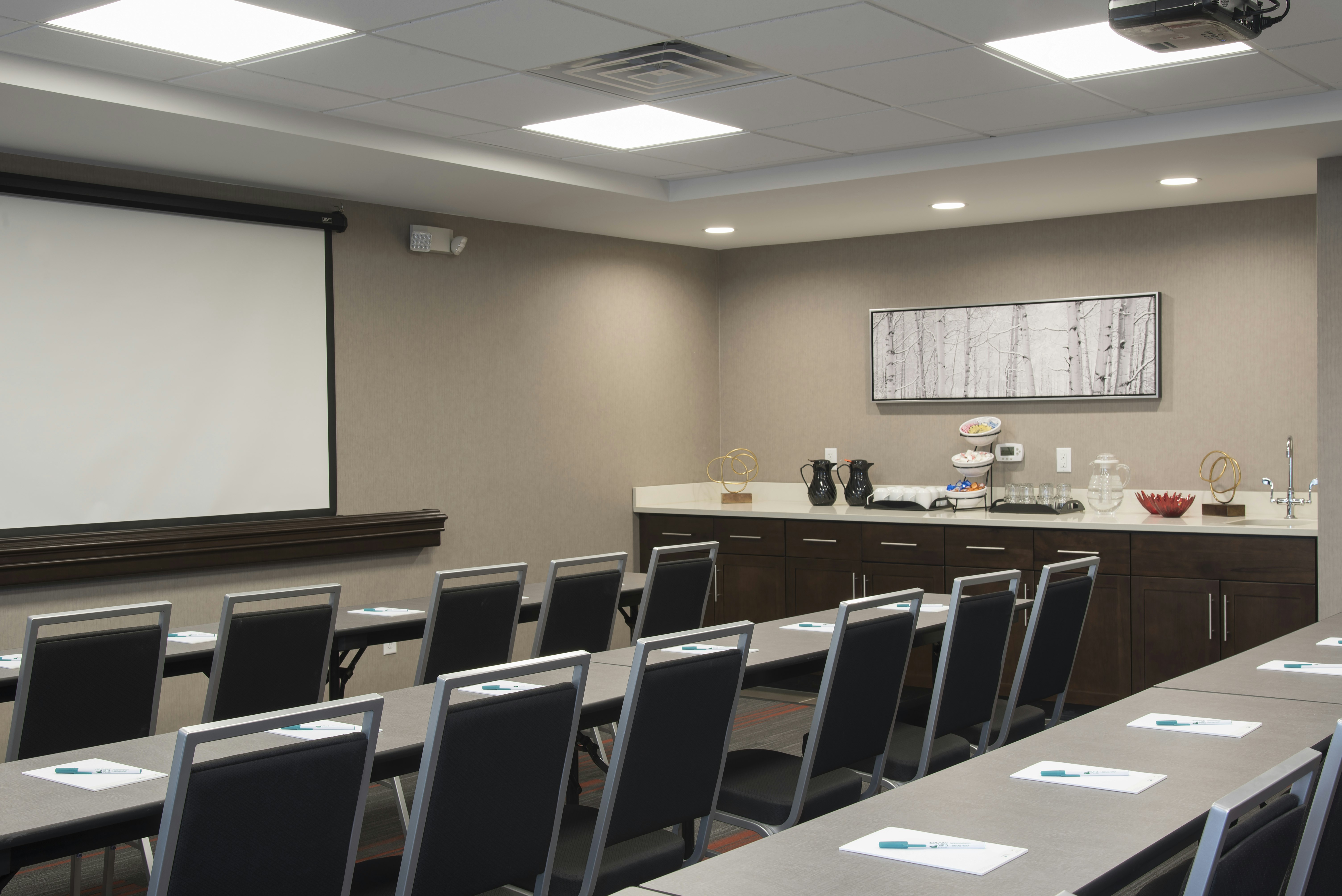 HOMEWOOD SUITES BY HILTON CLEVELAND/SHEFFIELD 74/83