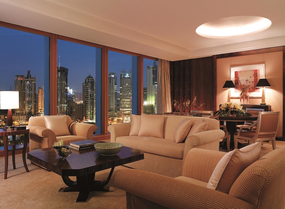 Pudong Shangri La 44/77