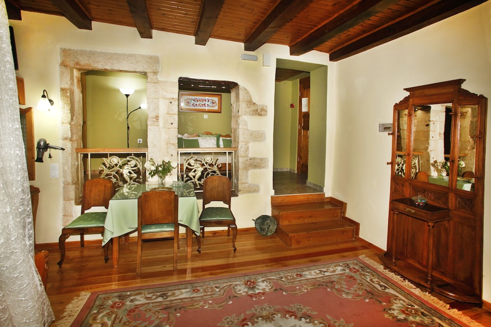 Palazzo Di Petro 35/50
