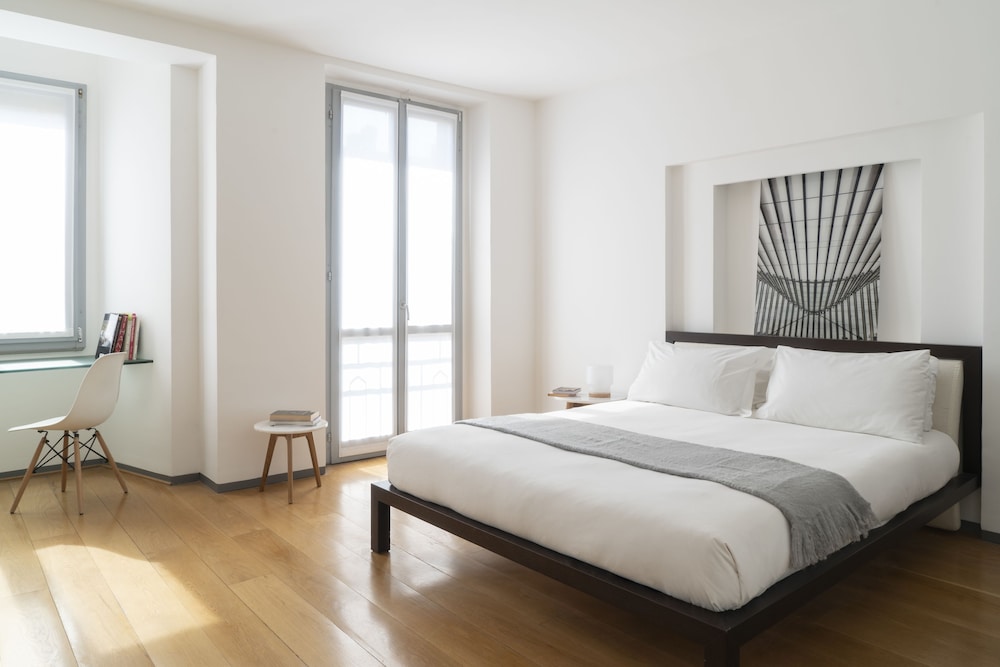 Brera Apartments In San Fermo 9/50