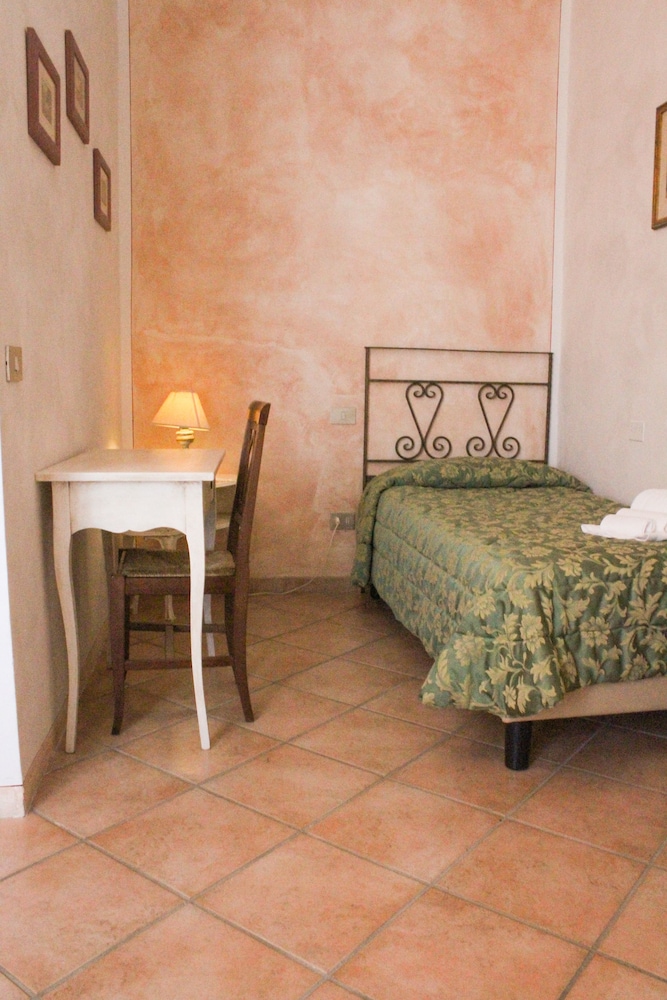 La Loggia Villa Gloria 35/68