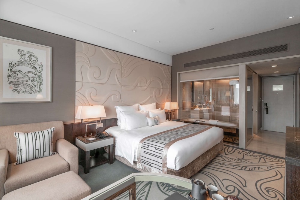 غرفة بانورامية بسرير كوين بإطلالة على الجبل، Grand Pacific Hotel Ningbo 4/10