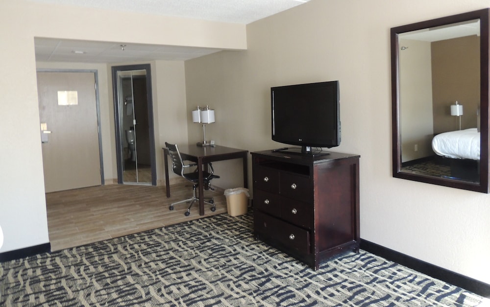 Quality Inn Rochester West 21/32