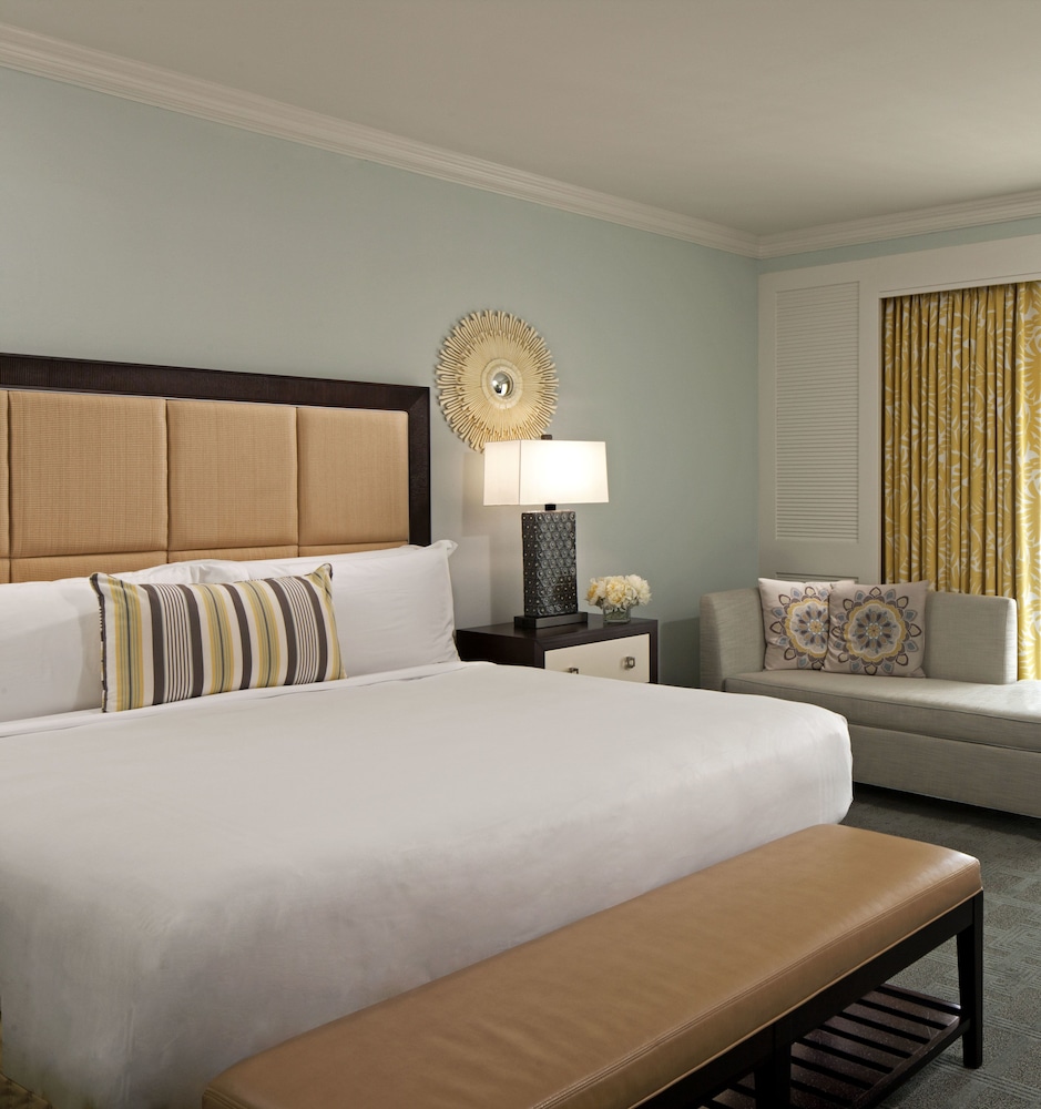 Ritz Carlton Naples 17/64