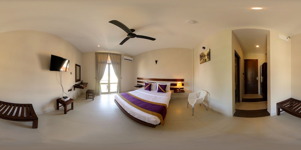 Hive 68 - Hotel And Resorts Negombo 30/59