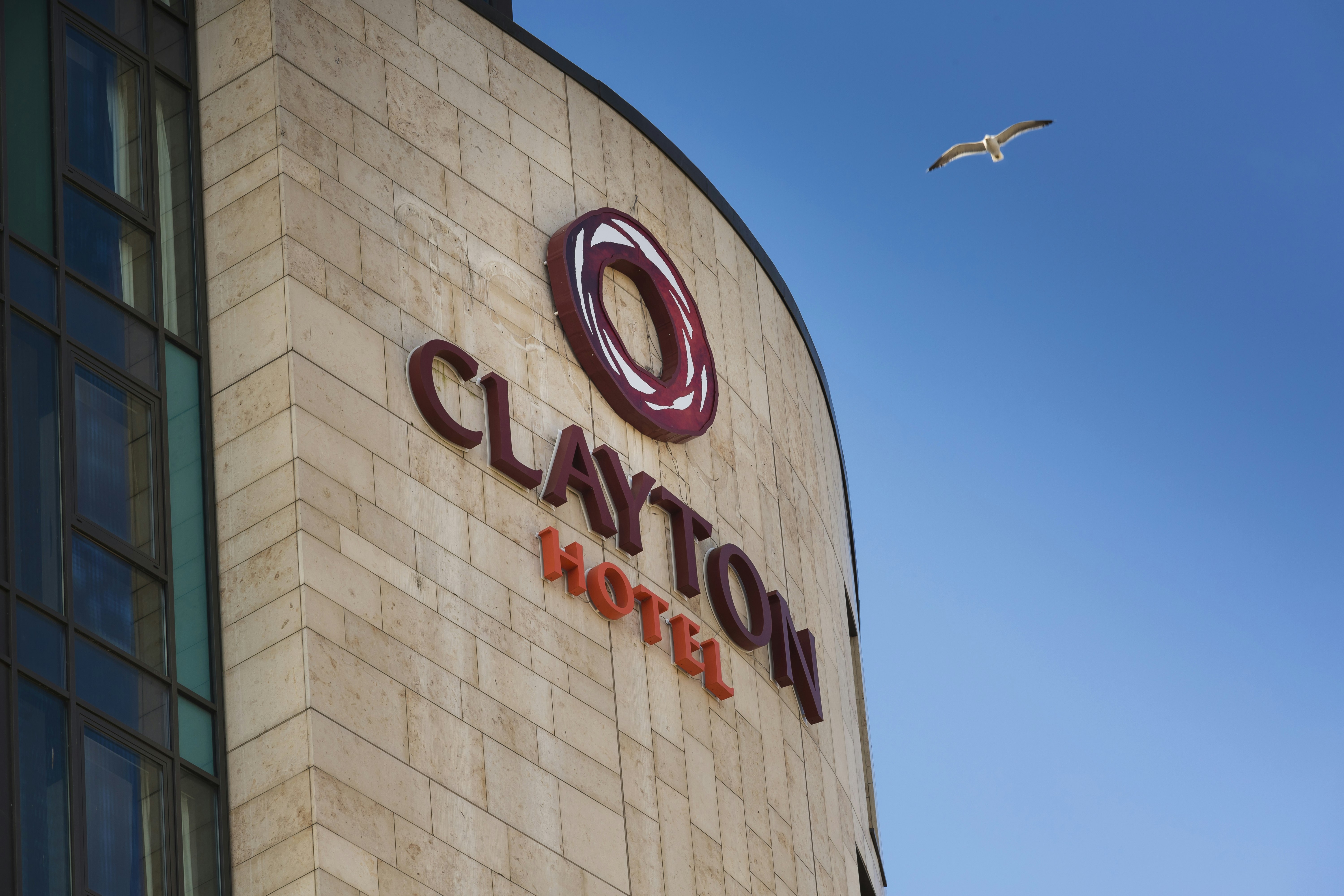 Clayton Hotel Cardiff 1/6