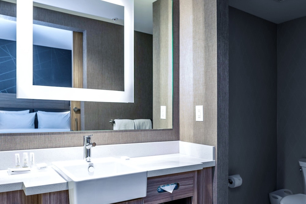 SpringHill Suites by Marriott Kenosha 49/49