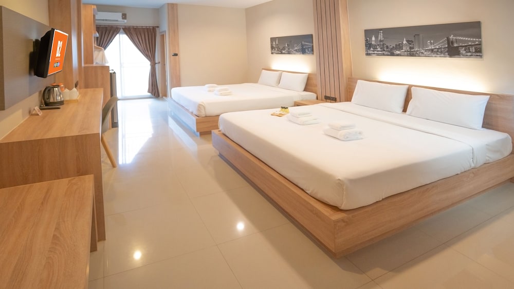 B2 Korat Night Market Boutique & Budget Hotel 11/19