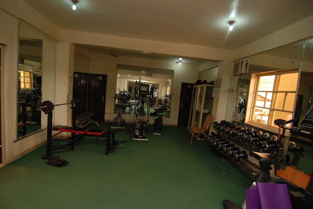Ayalla Hotels Ltd 20/50