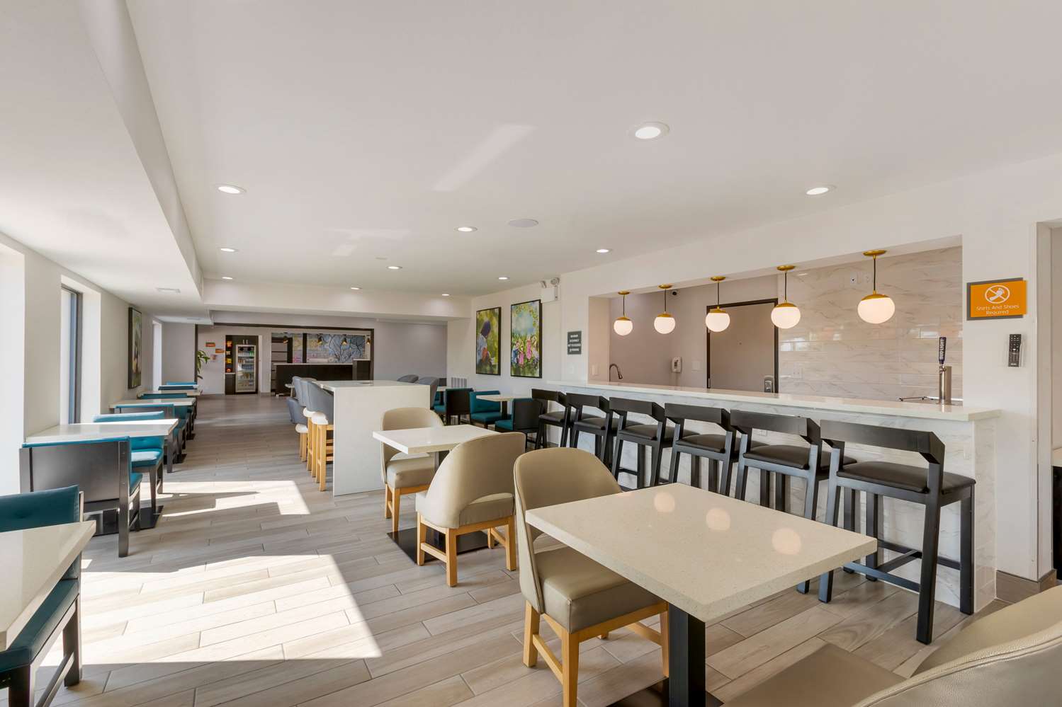 La Quinta Inn & Suites by Wyndham Des Moines West Clive 53/68