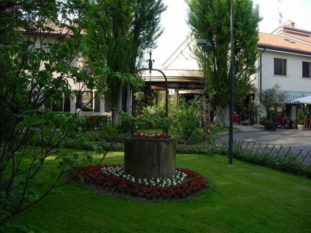 Hotel Piroga Padova 45/50