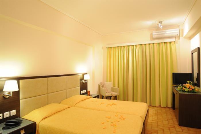 Eleana Hotel by GHH 16/40
