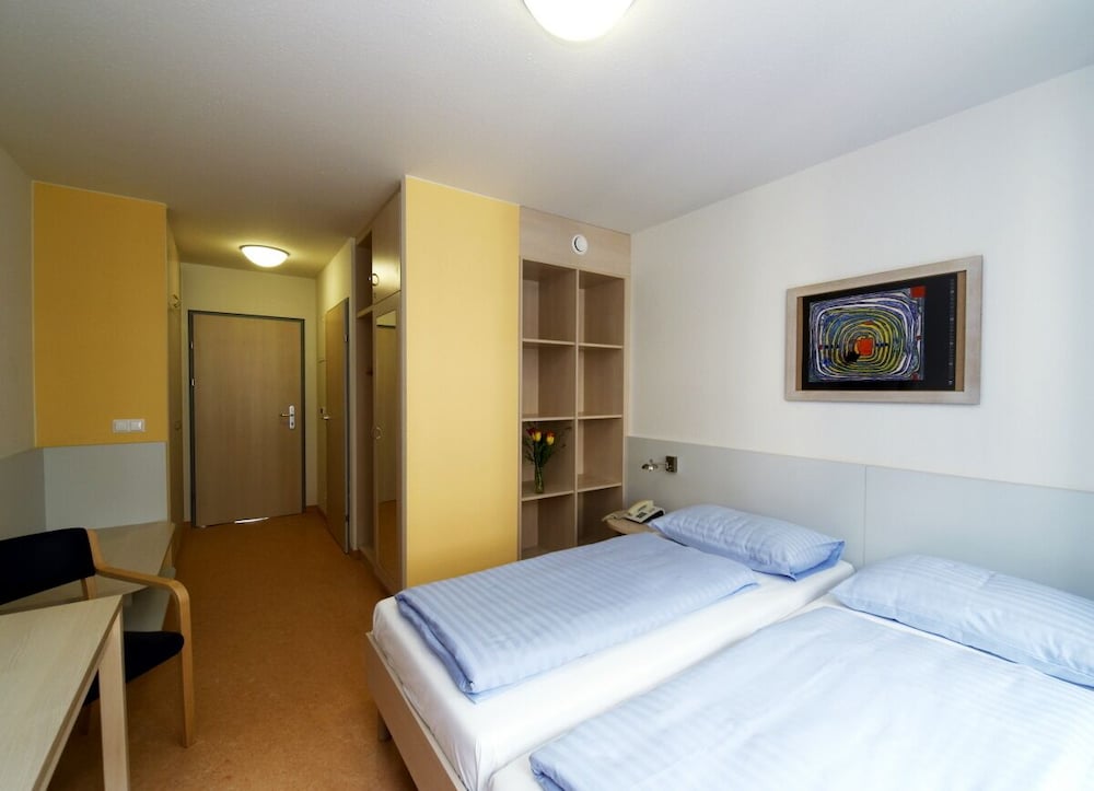 Kolping Wien Zentral Hotel 24/69