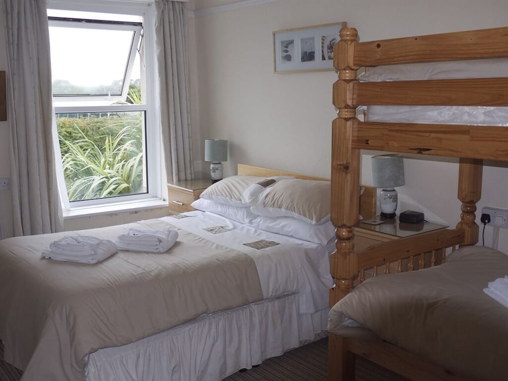 Donnington Guest House 8/40