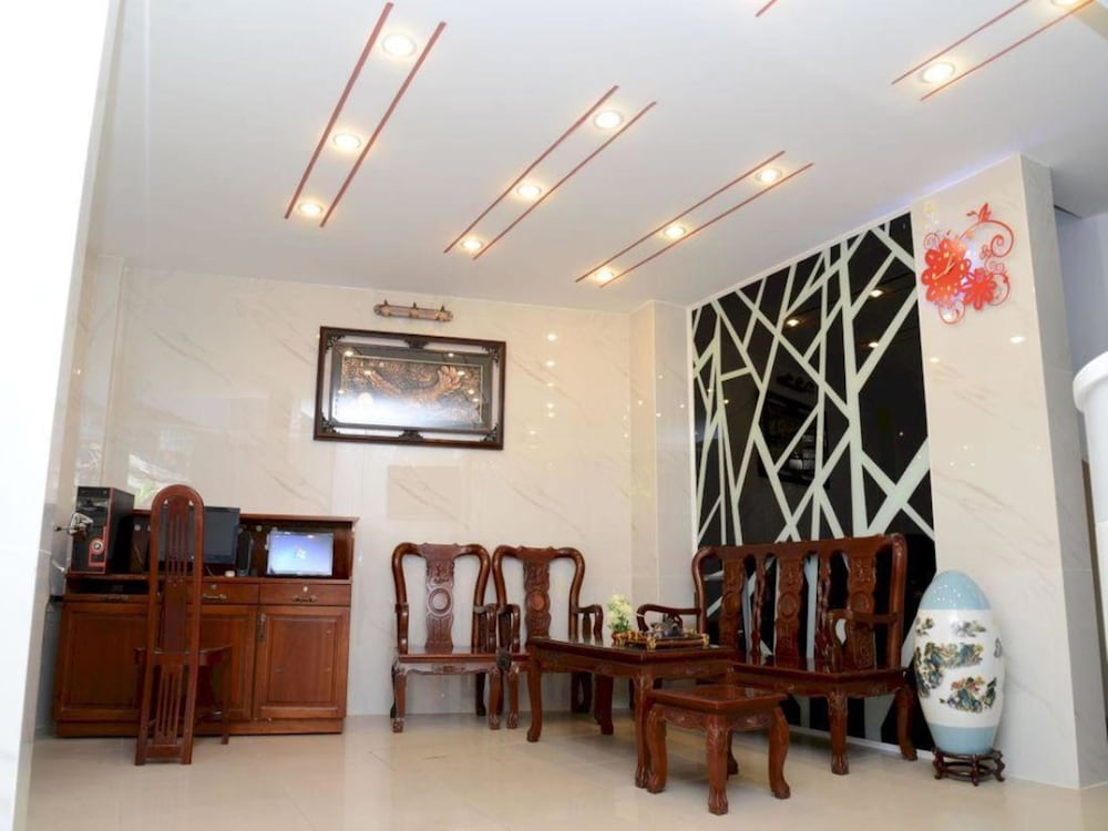 RedDoorz Marieline 2 Hotel 38/43