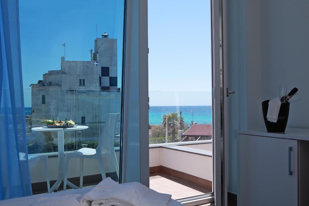 Nauticus Guest Room 30/41