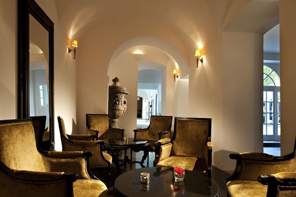 Antiq Palace Hotel and Spa 36/40