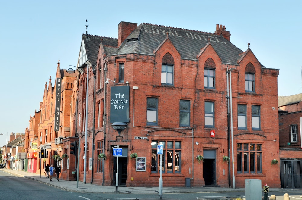 The Royal Hotel Crewe, A BRILLIANT Collection, Powered by OYO 7/47
