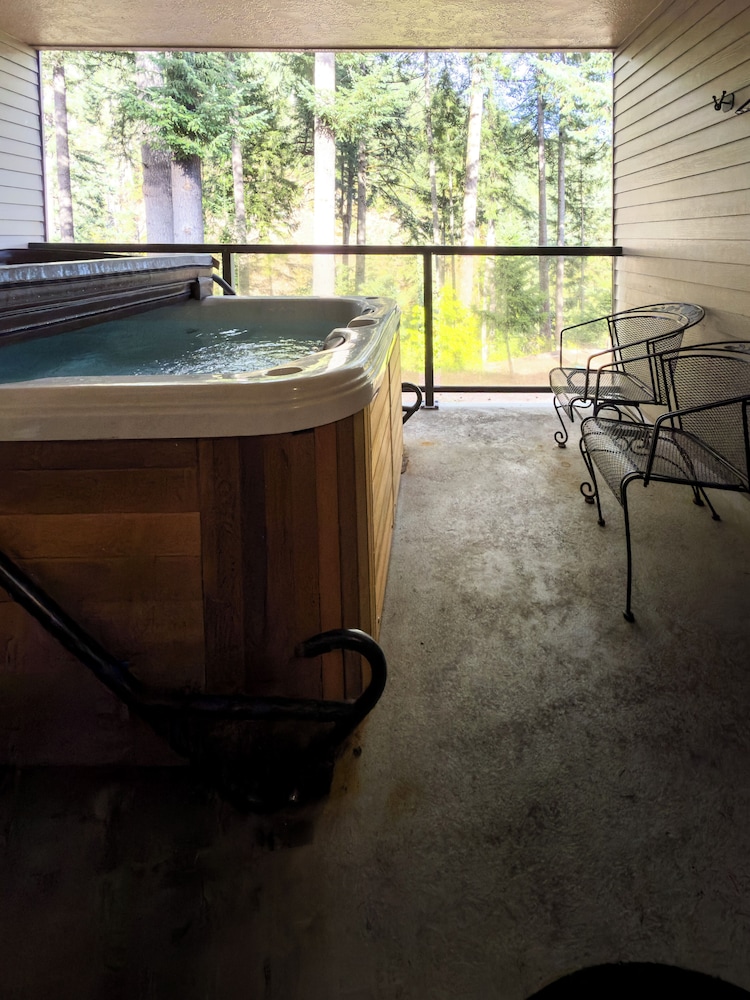 Carson Hot Springs Resort 43/68