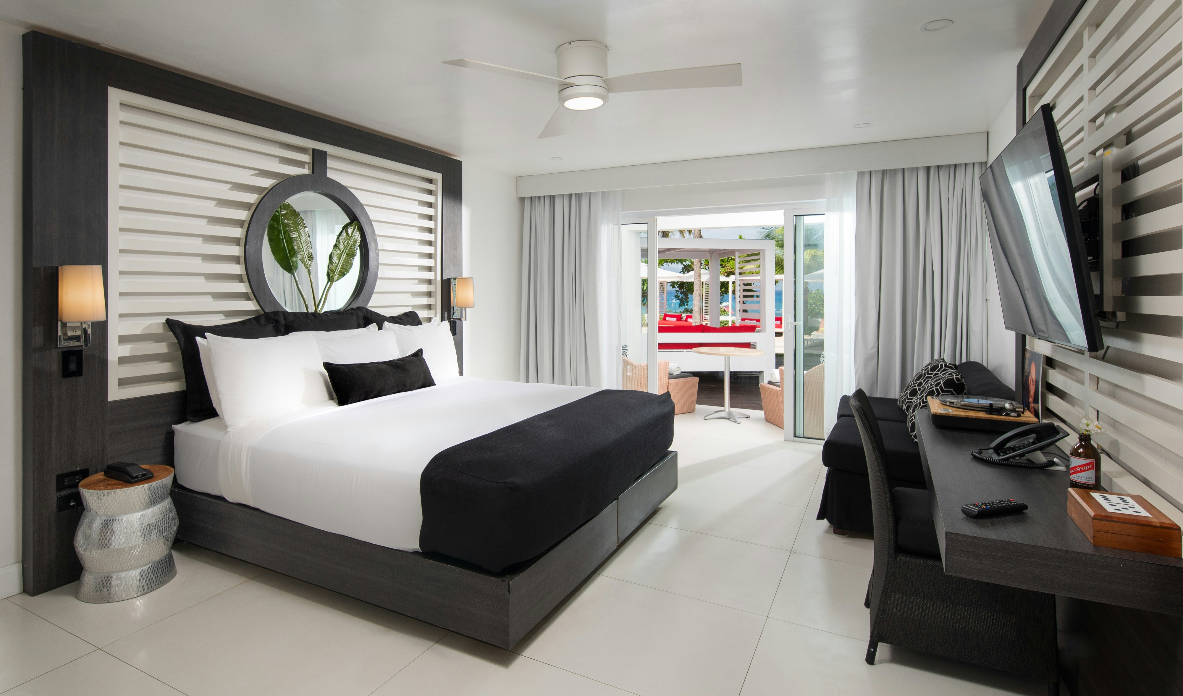 Junior Suite, Cabana, King Bed, Ocean View