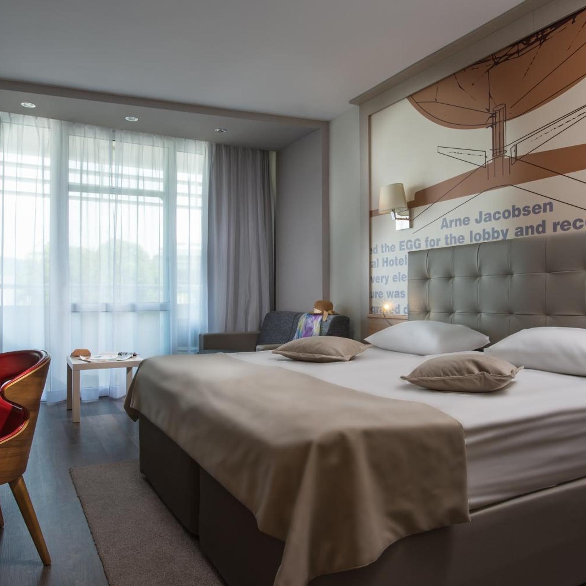 Room, Twin Beds, Lateral Side Sea View
