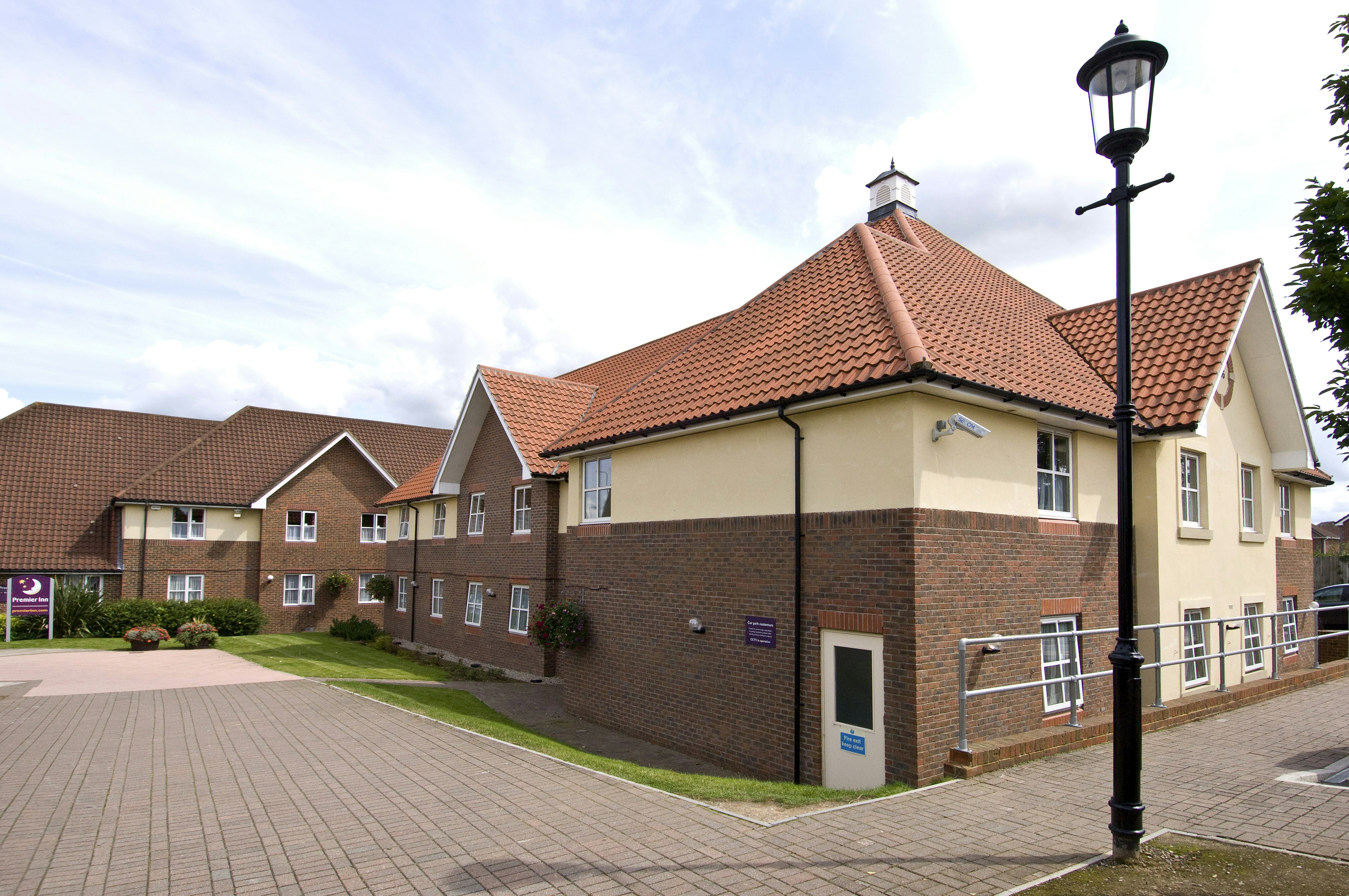 Premier Inn Bristol East Emersons Green 31/35